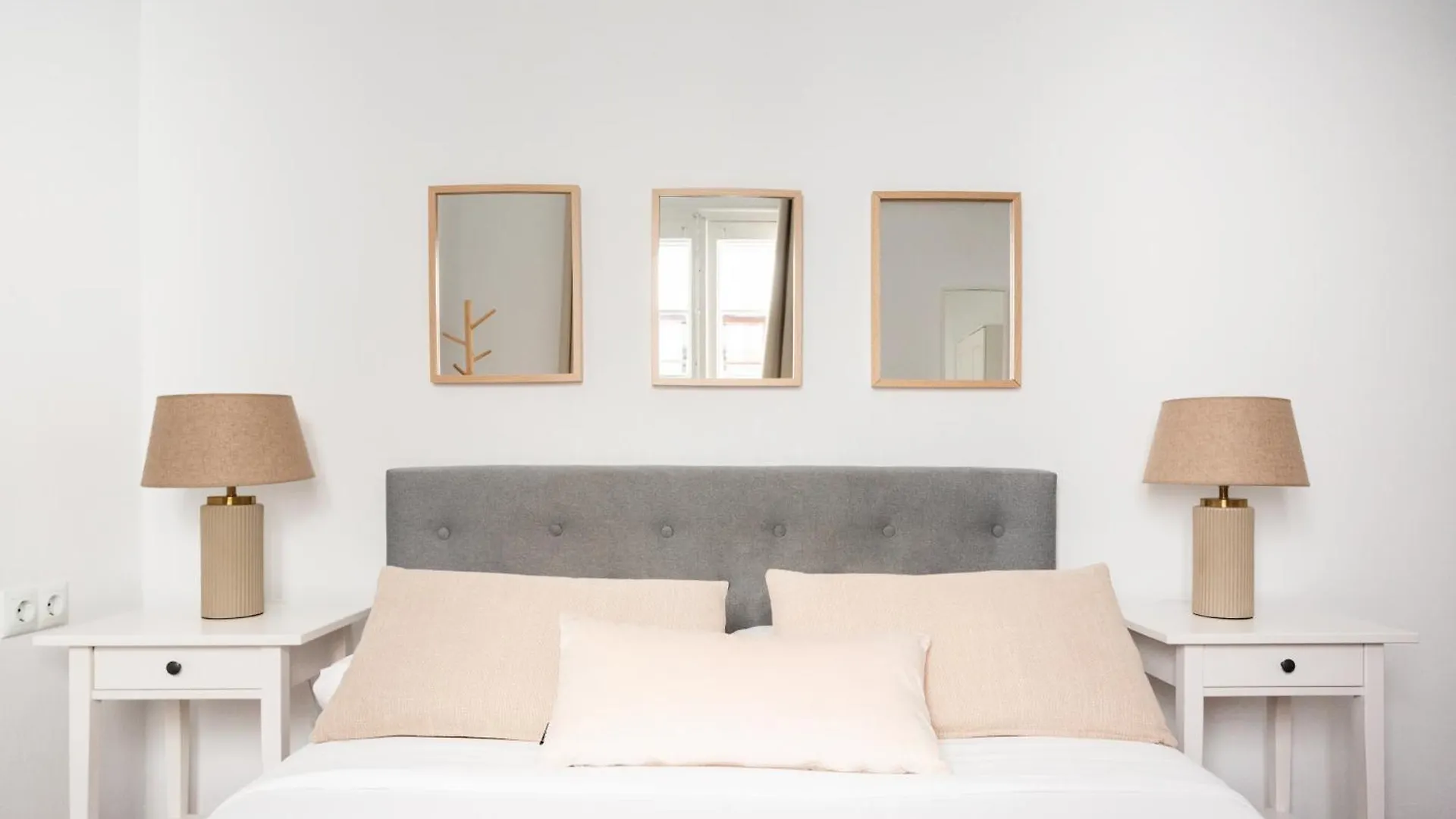 Sunny Rooms Bcn Barcelona Hostel