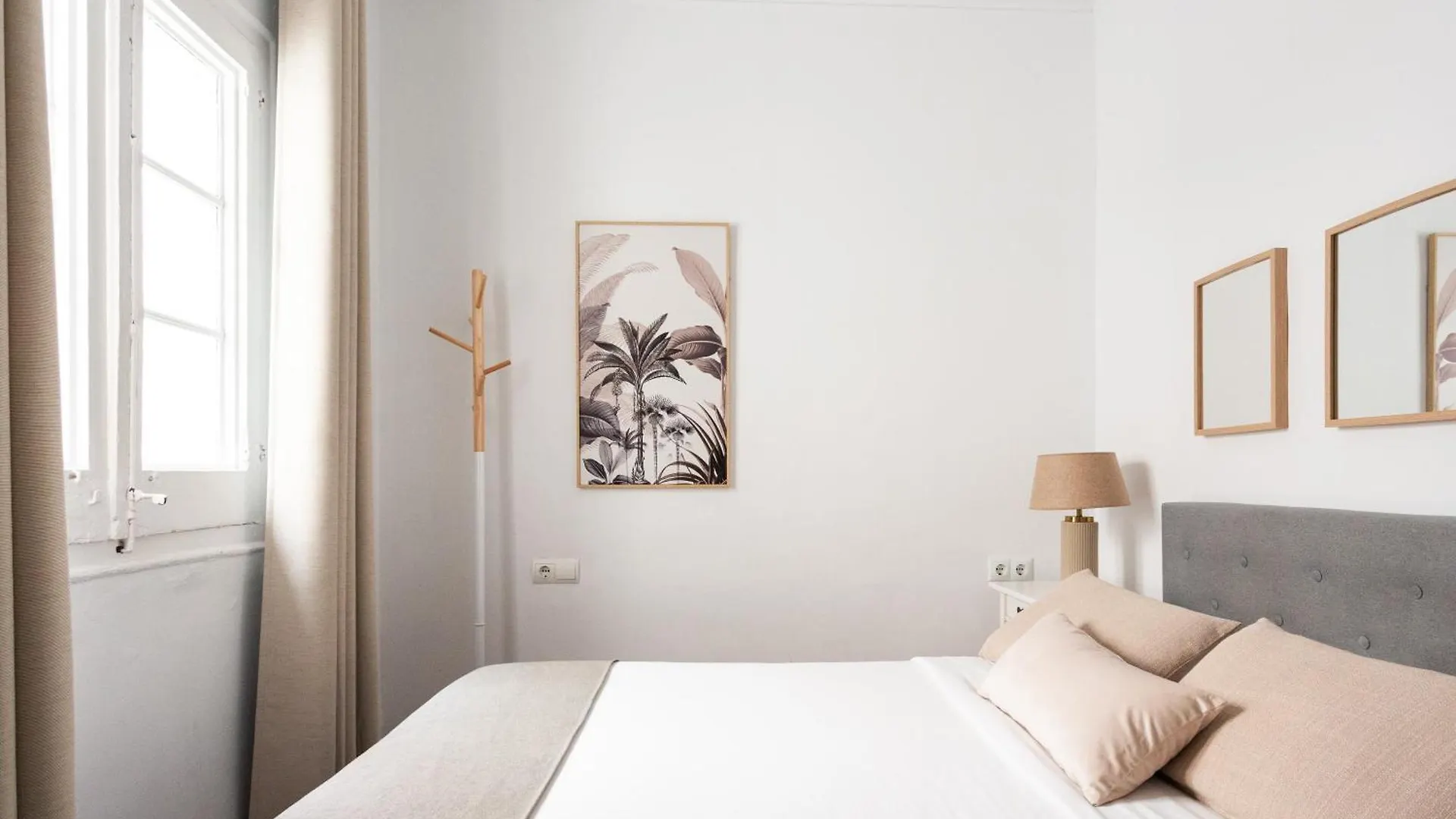 Sunny Rooms Bcn Barcelona 0*,  Spain